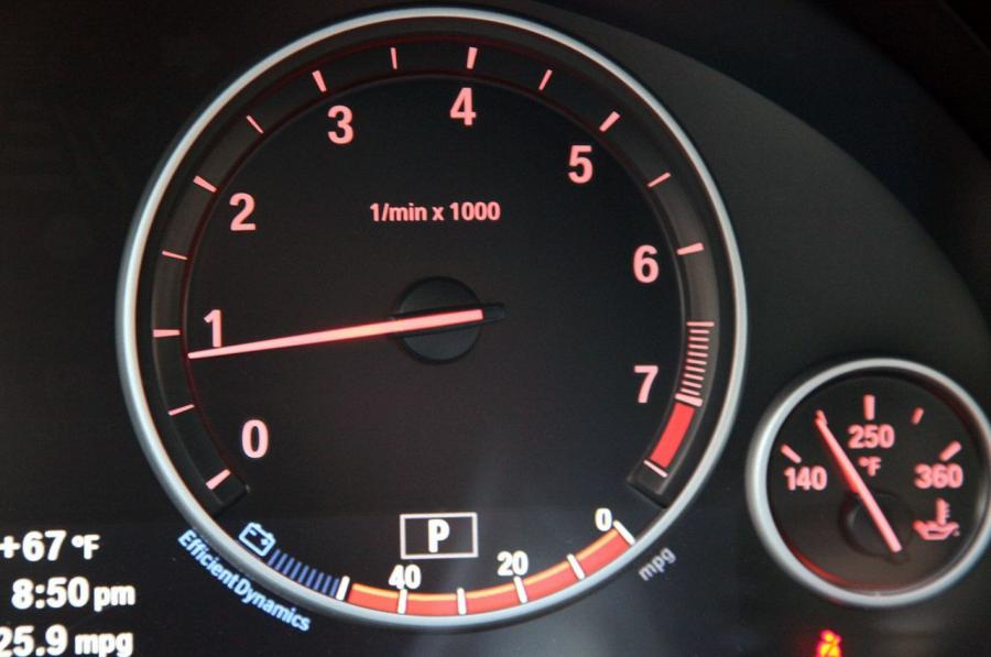  BMW 528i xDrive 2012 года  (фото 17 из 41)